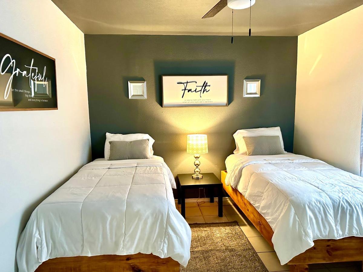 Traveler Stay Plus Eagle Pass Exterior photo